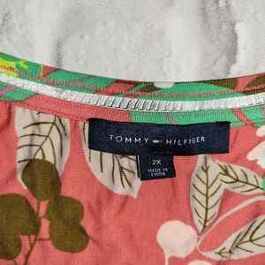 Tommy Hilfiger pink floral top size sx